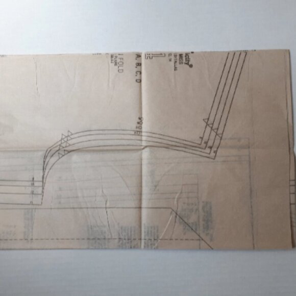 Simplicity sewing pattern scrubs uncut nurse doctor uniform Halloween costume - Picture 4 of 6